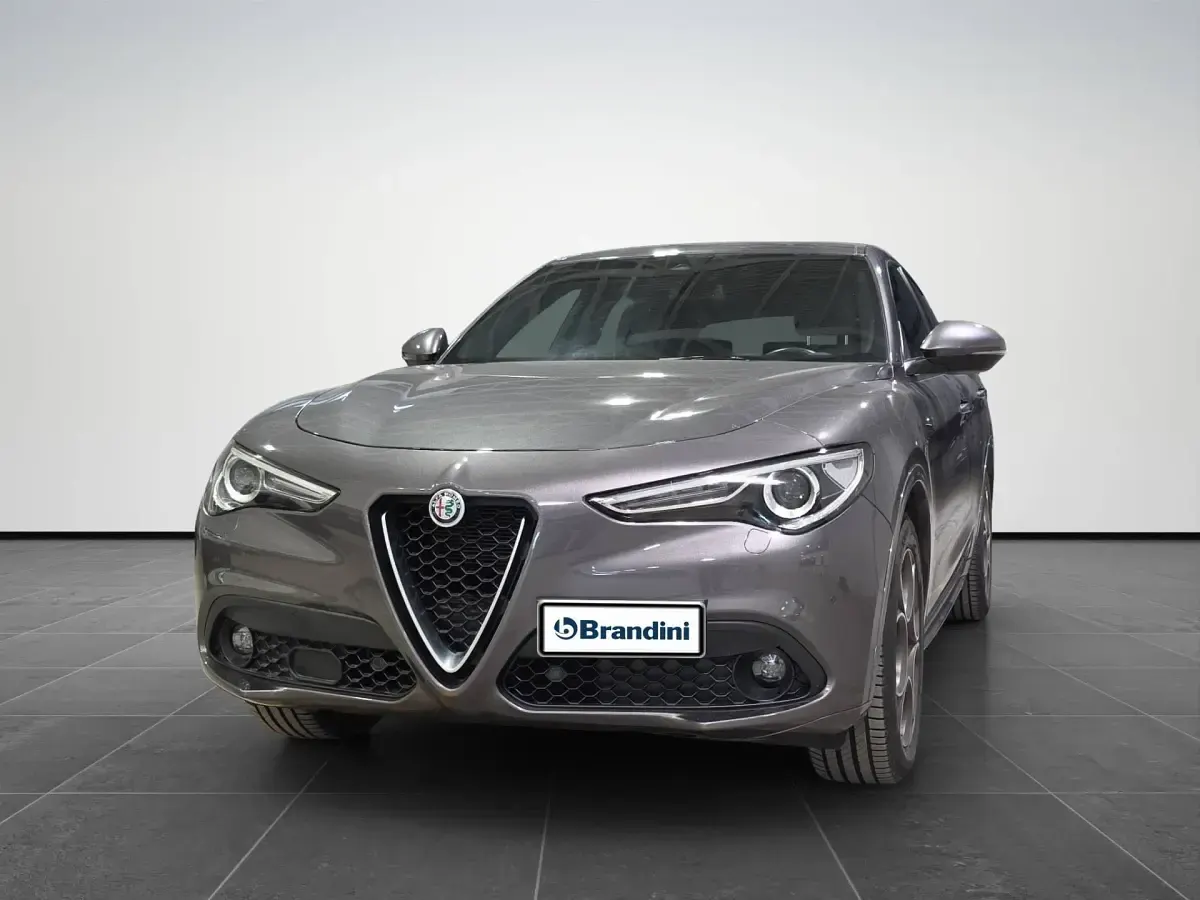 Usata Alfa Romeo Stelvio Ti 209 CV (153 kW) 2022 SUV