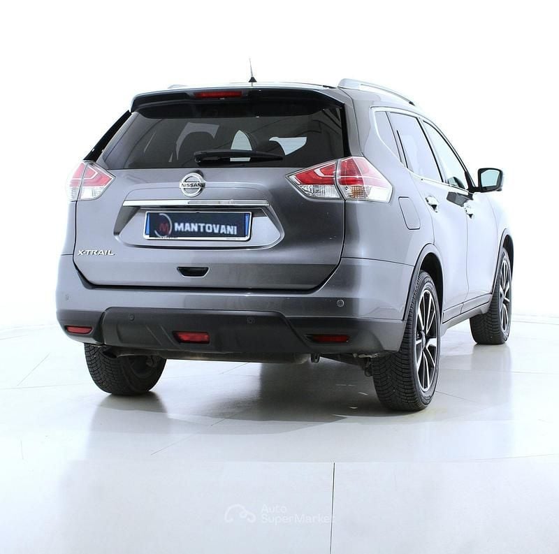 Usata Nissan X-Trail Acenta Premium 131 CV (96 kW) 2017 Grigio scuro SUV