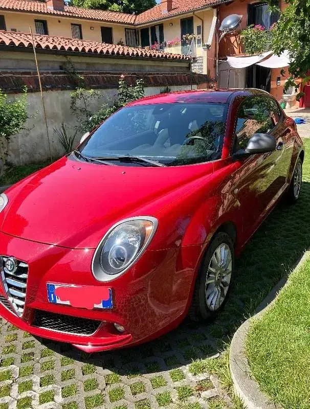 Usata Alfa Romeo MiTo Impression 69 CV (50 kW) 2015 Rosso Utilitaria