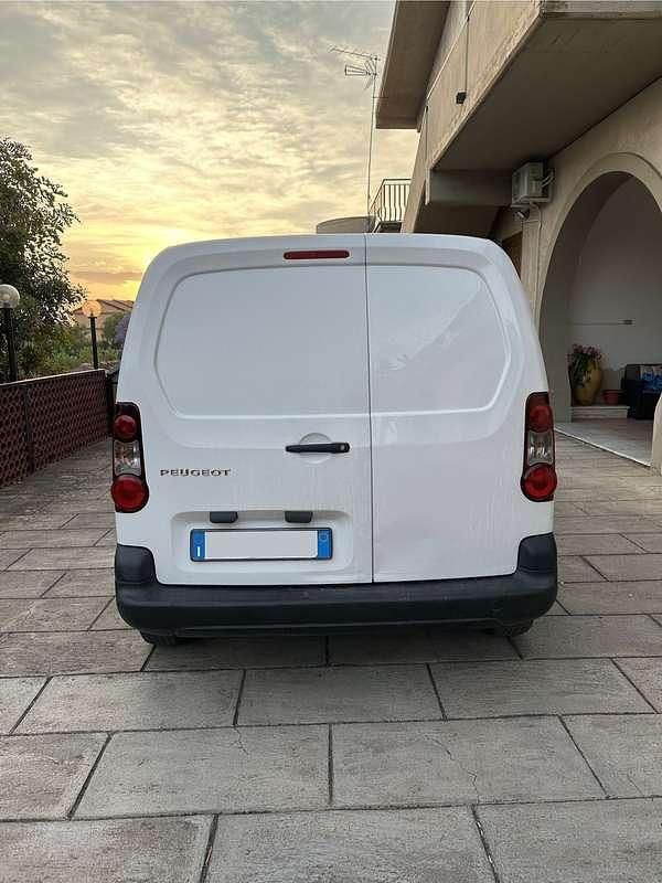Usata Peugeot TePee 75 CV (55 kW) 2016 Bianco Furgone