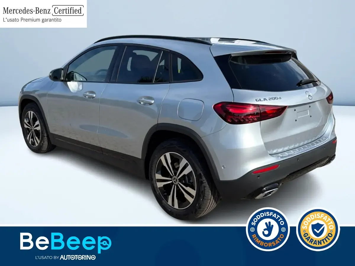 Nuova Mercedes GLA200 Progressive 150 CV (110 kW) 2026 Argento metallizzato SUV