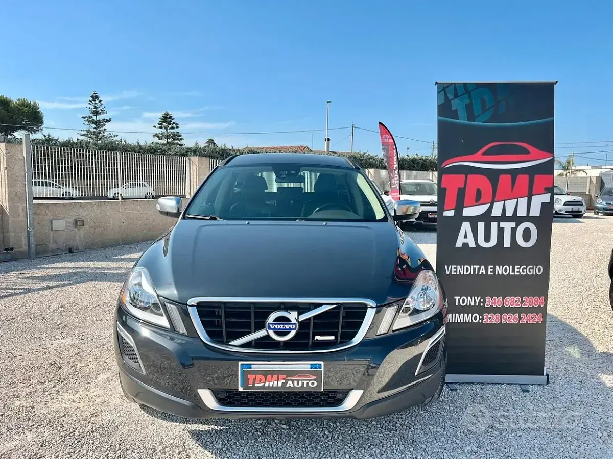 Usata Volvo XC60 R-Design 163 CV (119 kW) 2012 Nero SUV