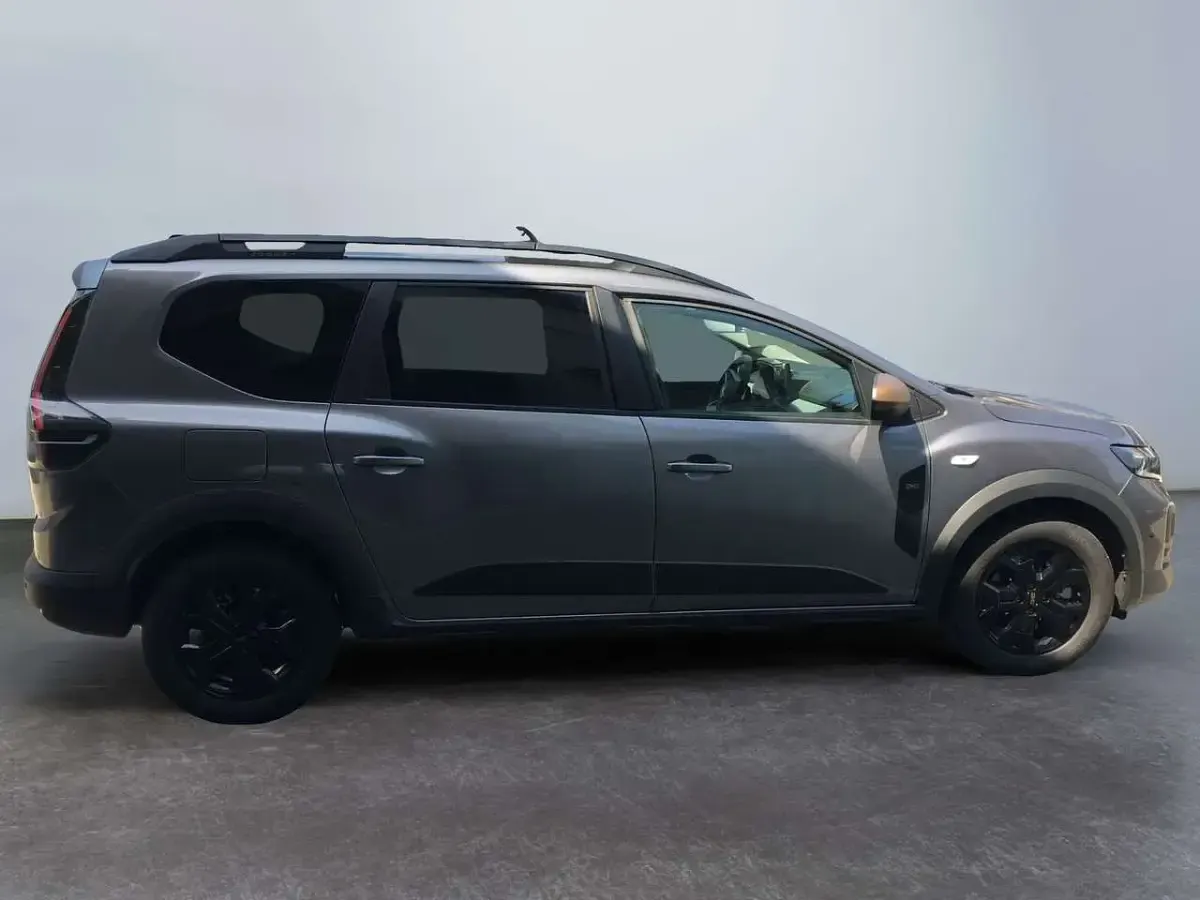 Nuova Dacia Jogger Extreme 155 CV (114 kW) 2026 Grigio Monovolume