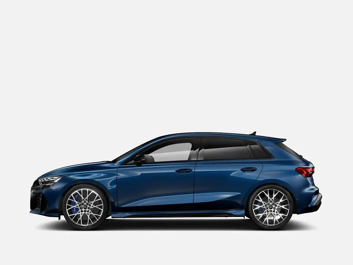 Nuova Audi RS3 Sportback Comfort 400 CV (294 kW) 2026 Blu ascari metallizzato Utilitaria