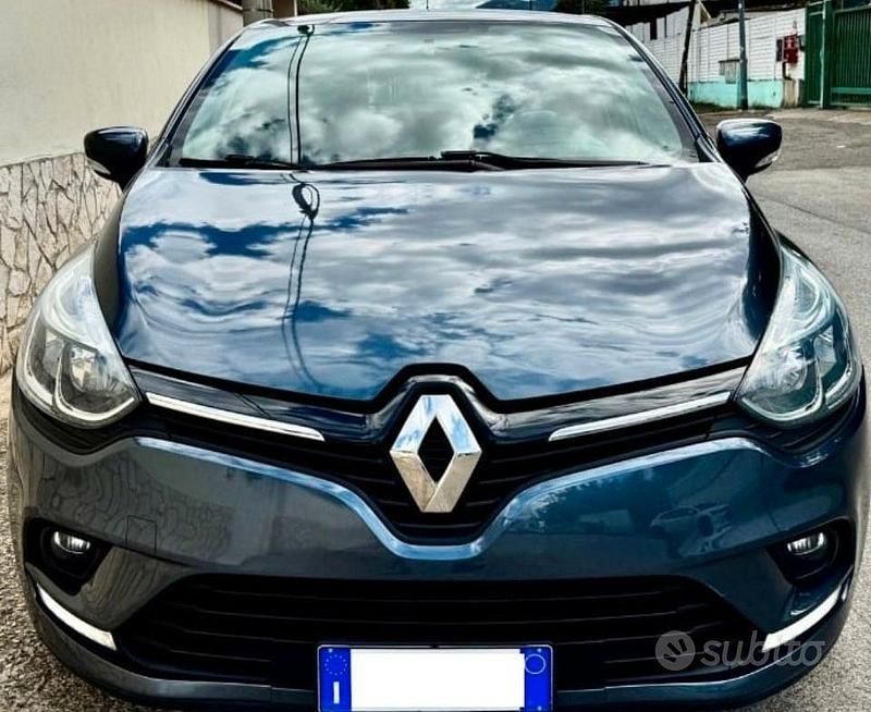 Usata Renault Clio V 90 CV (66 kW) 2020 Berlina