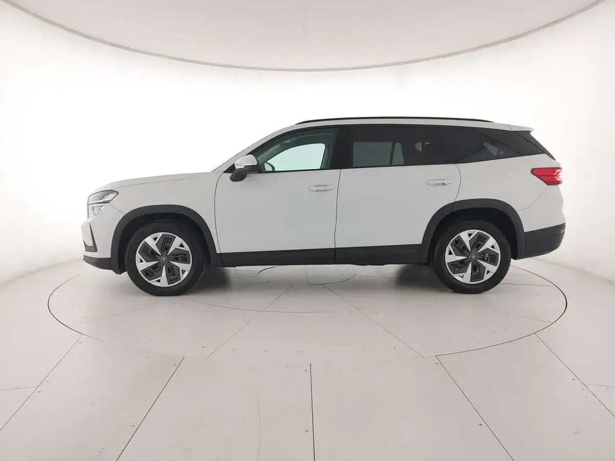 Usata Skoda Kodiaq Executive 150 CV (110 kW) 2025 Bianco luna metallizzato SUV