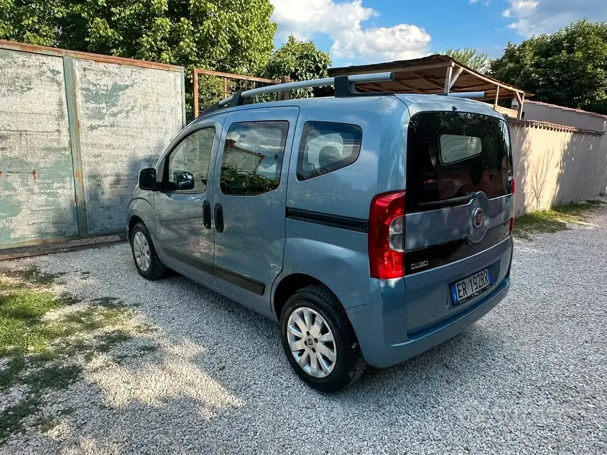 Usata Fiat Qubo Trekking 75 CV (55 kW) 2013 Bluazzurro Monovolume