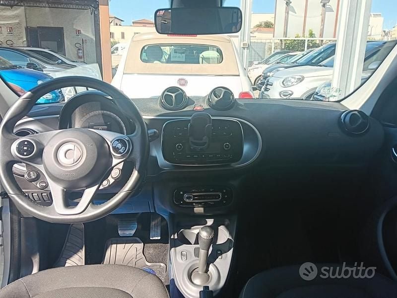 Usata Smart ForFour Passion 71 CV (52 kW) 2017 Bianco Utilitaria