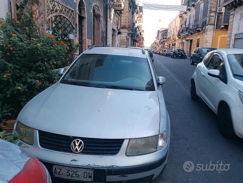Usata VW Passat 2004 Grigio Berlina