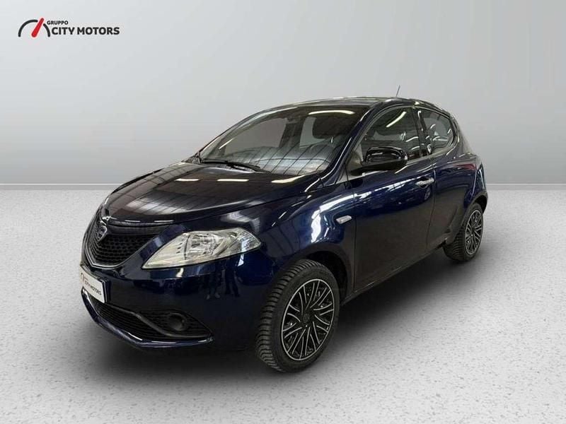 Blu Usata 2020 Lancia Ypsilon Gold Due volumi | 10.500 € (Buon prezzo) - Immagine 1/4