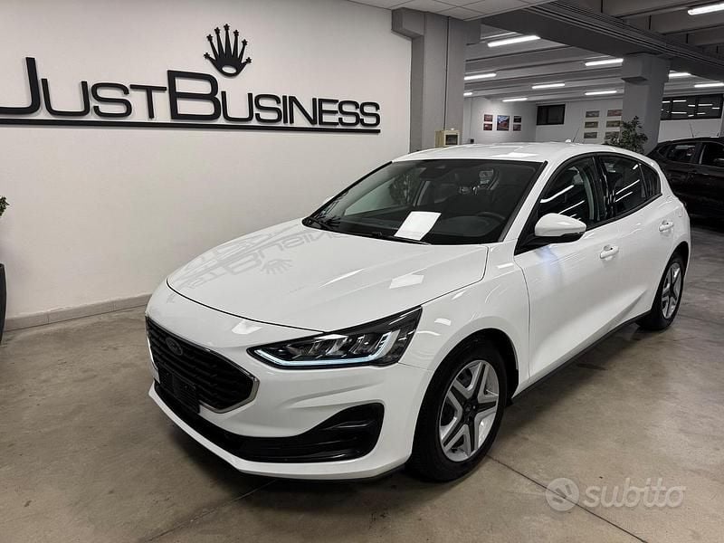Usata Ford Focus Active 120 CV (88 kW) 2022 Bianco Berlina