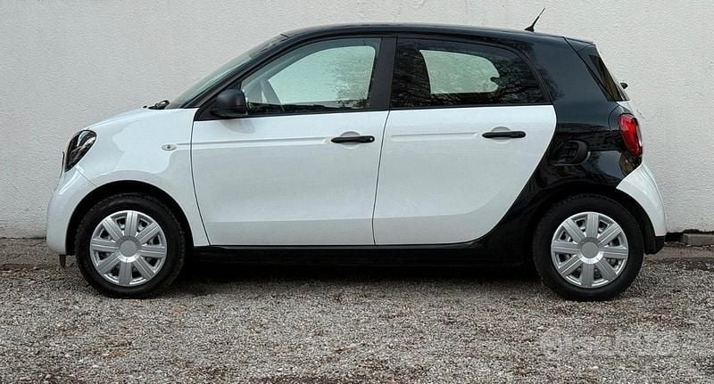 Usata Smart ForFour 71 CV (52 kW) 2019 Utilitaria