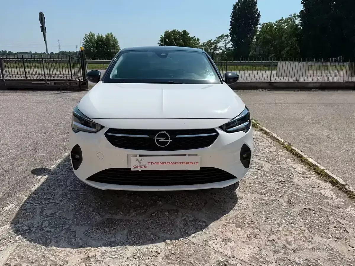 Usata Opel Corsa Edition 75 CV (55 kW) 2022 Bianco Utilitaria