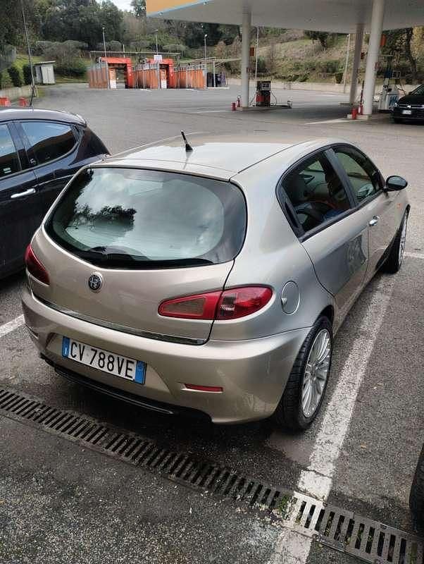 Begagnad Alfa Romeo 147 Progression 120 HK (88 kW) 2010 Halvkombi