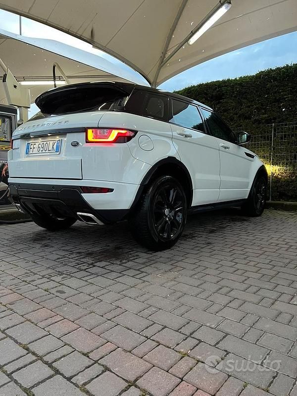 Usata Land Rover Range Rover evoque Dynamic 180 CV (132 kW) 2016 Bianco SUV