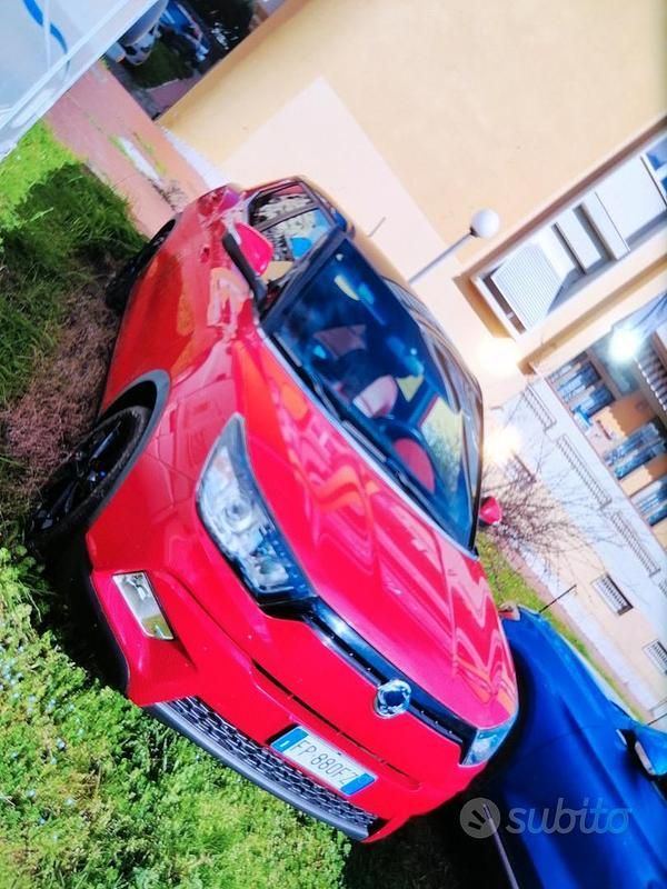 Usata Ssangyong (KGM) Tivoli 2018 Rosso SUV