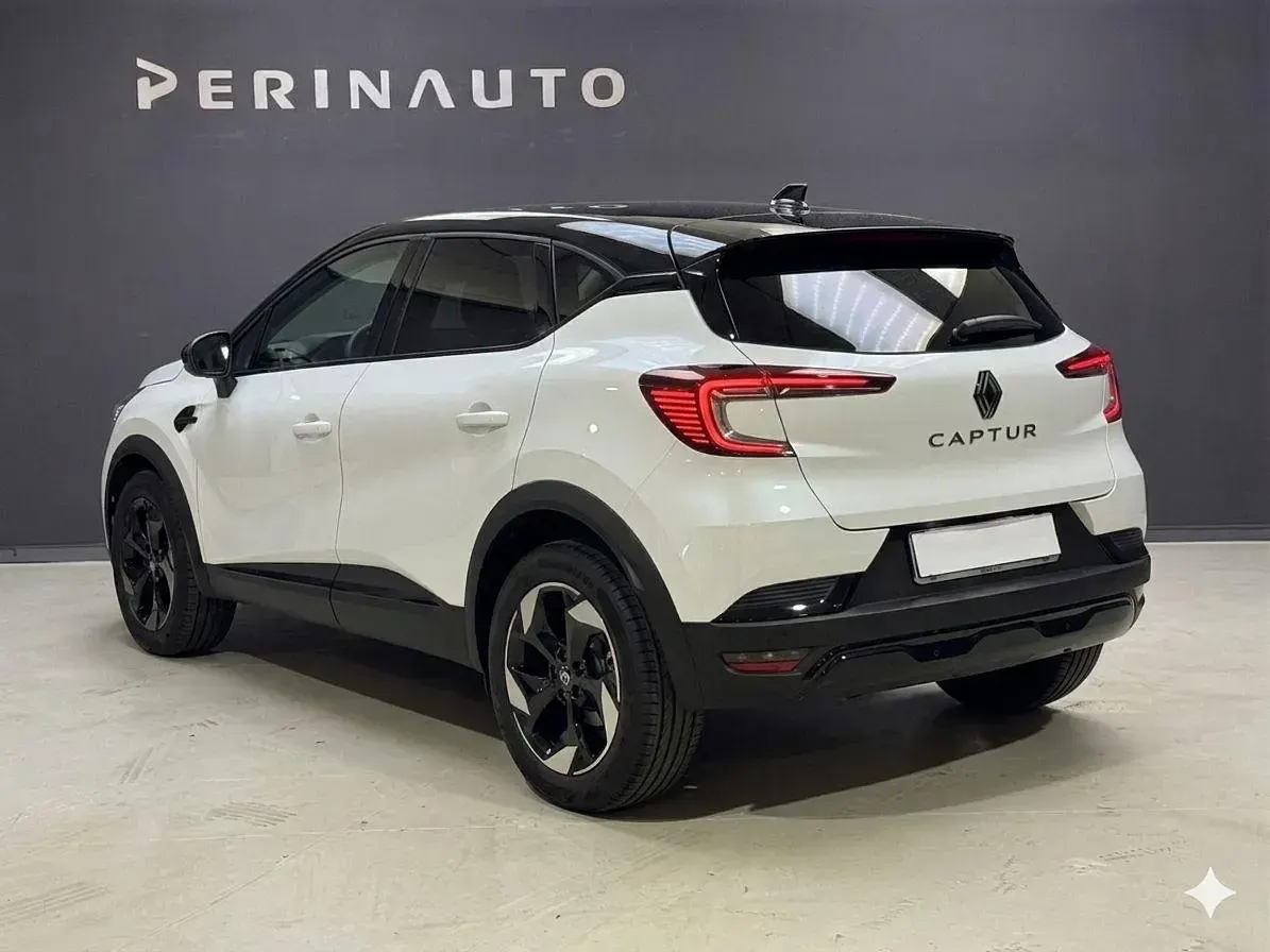 Nuova Renault Captur Techno 116 CV (85 kW) 2026 Bianco SUV