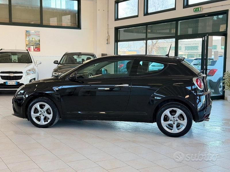 Usata Alfa Romeo MiTo Super 95 CV (69 kW) 2018 Nero Utilitaria