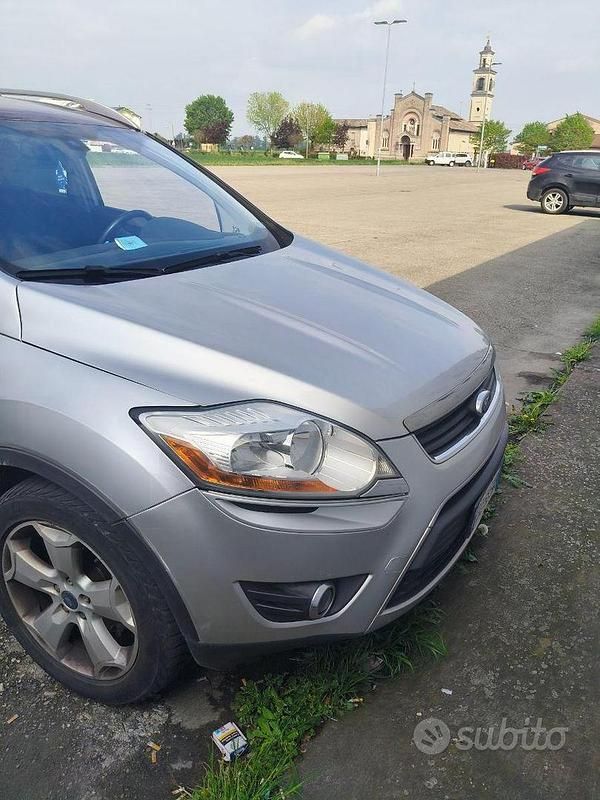 Usata Ford Kuga Titanium 136 CV (100 kW) 2010 Argento SUV