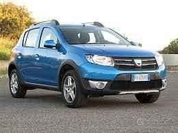 Usata Dacia Sandero Stepway 2016 Blu Utilitaria