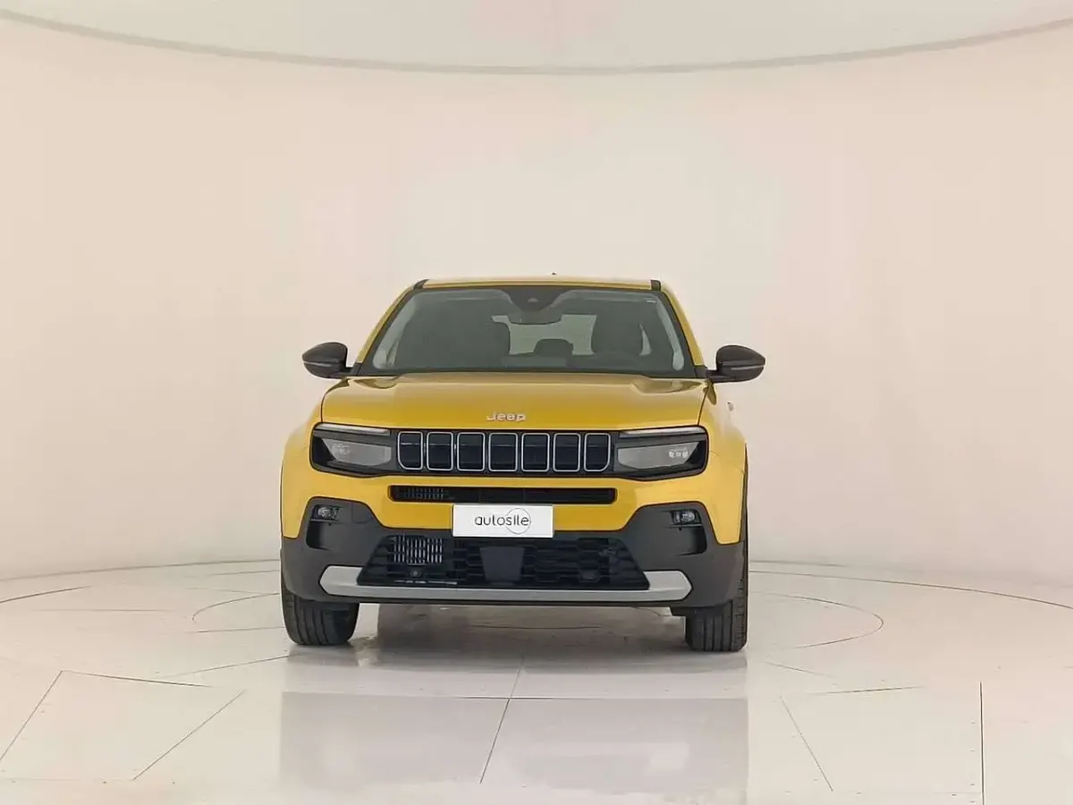 Usata Jeep Avenger Summit 101 CV (74 kW) 2025 Yellow launch SUV