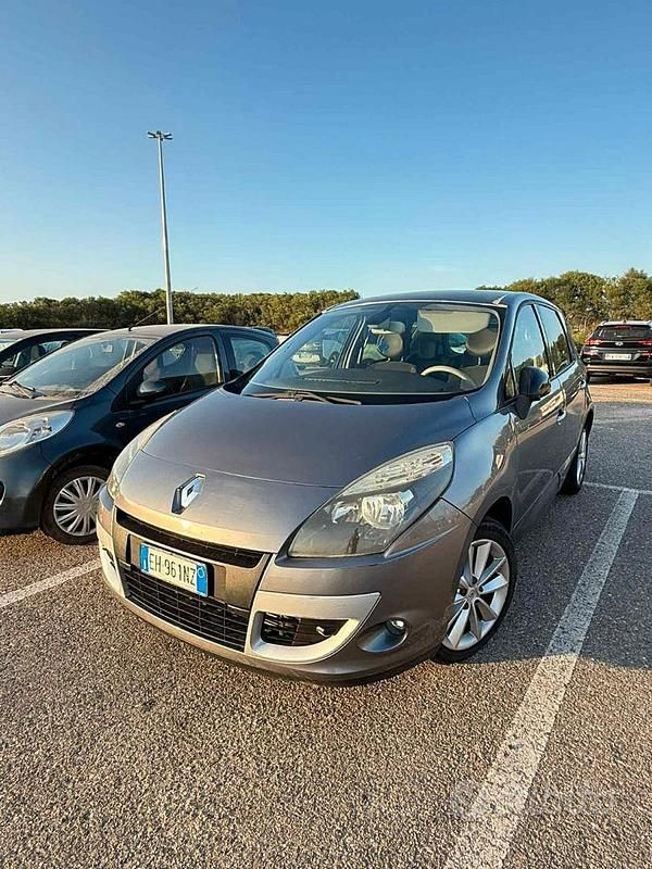 Usata Renault Scénic III XMOD 2011 Monovolume