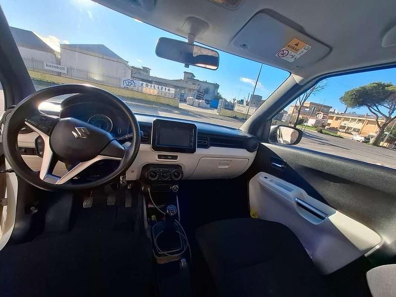 Usata Suzuki Ignis 90 CV (66 kW) 2019 Bianco SUV