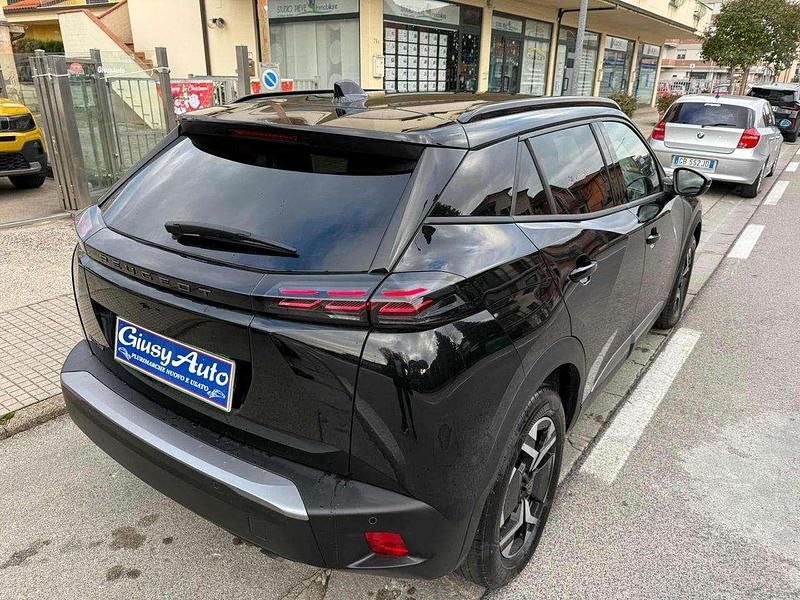 Usata Peugeot 2008 Allure 101 CV (74 kW) 2025 Nero SUV