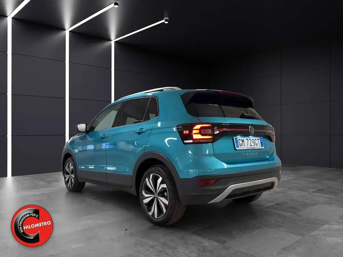 Usata VW T-Cross Advance 110 CV (80 kW) 2023 Turchese makena SUV