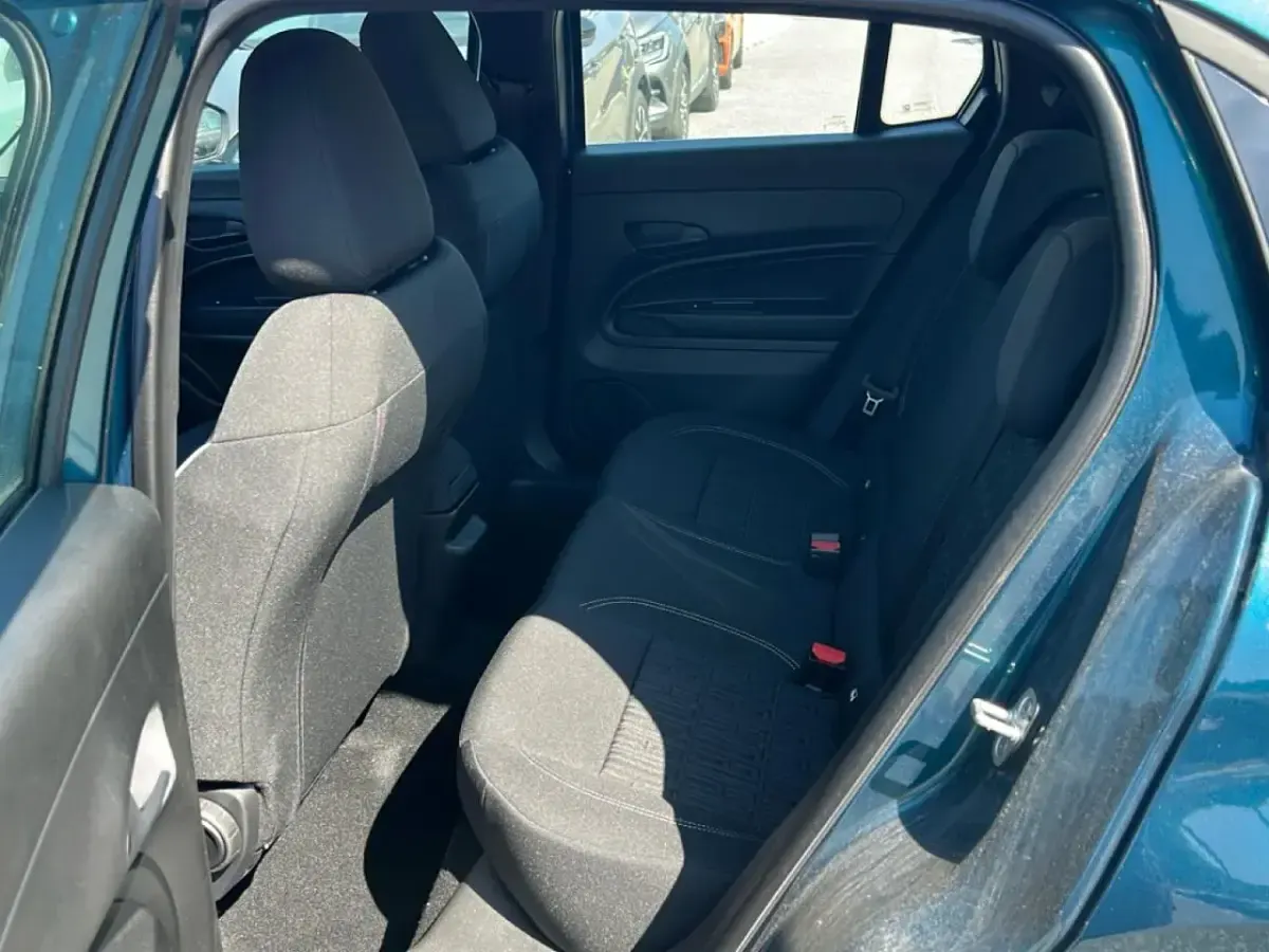 Nuova Fiat 600 Pop 110 CV (80 kW) 2026 Verde SUV