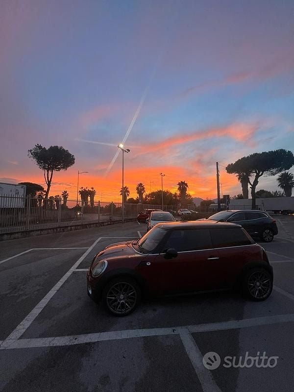 Usata Mini Cooper 150 CV (110 kW) 2011 Rosso Utilitaria