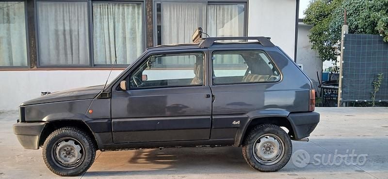 Usata Fiat Panda 4x4 Club 50 CV (36 kW) 1993 Verde Utilitaria