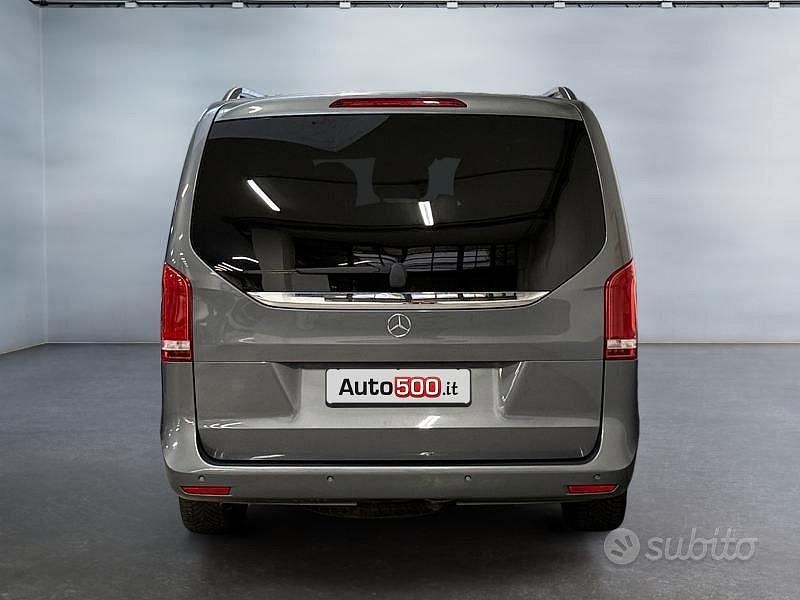 Usata Mercedes V250 Avantgarde 190 CV (139 kW) 2020 Grigio Monovolume