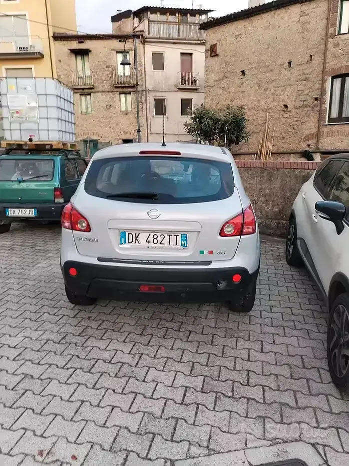 Usata Nissan Qashqai 106 CV (77 kW) 2007 Bianco SUV