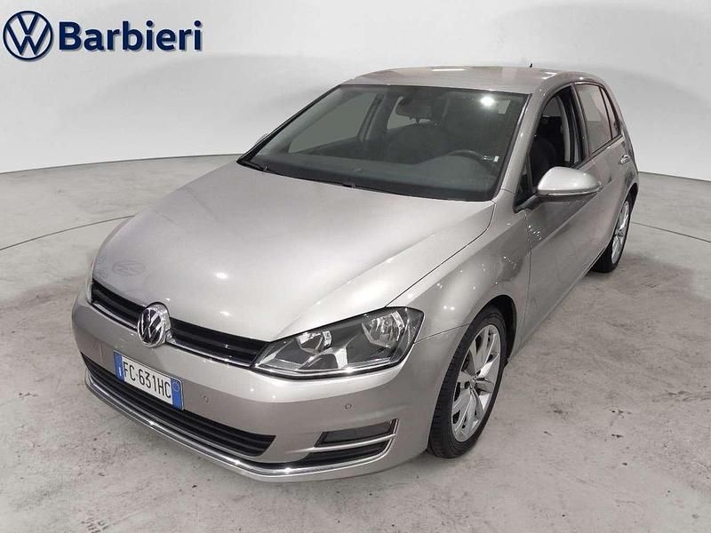 Argento Usata 2016 VW Golf VII Highline Tre volumi | 14.300 € (Buon prezzo) - Immagine 1/4