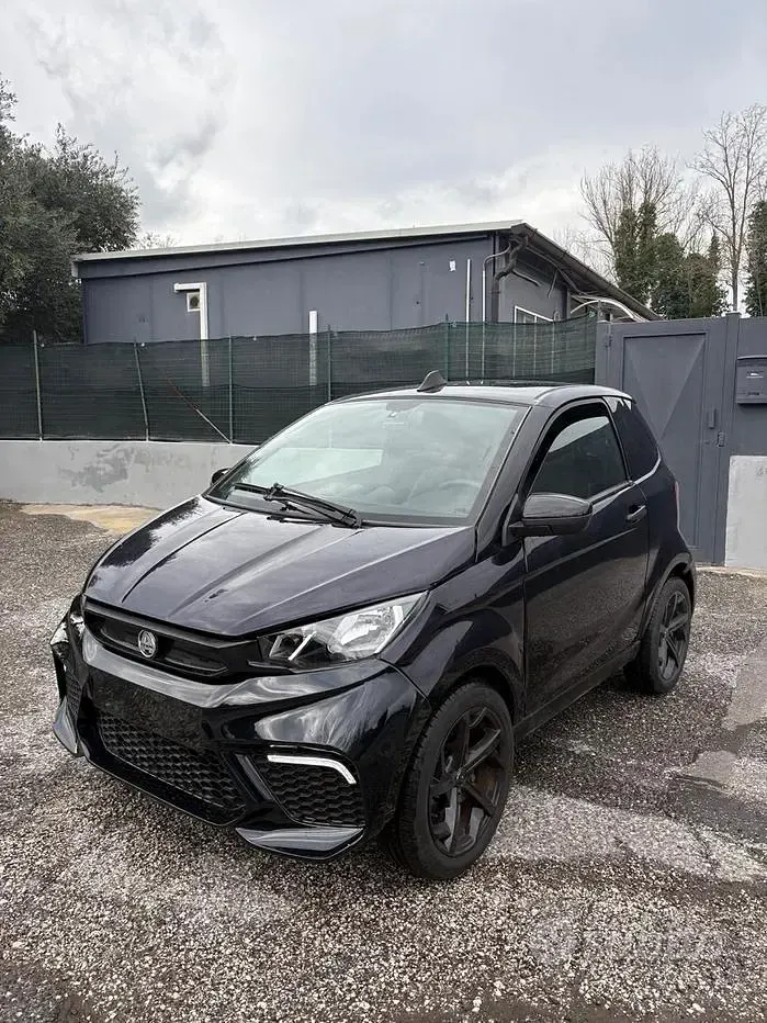 Begagnad Aixam City Sport 2021 Svart Sedan