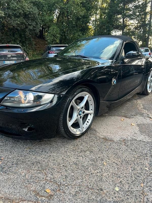 Nero Usata 2005 BMW Z4 Cabrio | 14.500 € (Ottimo prezzo) - Immagine 1/4