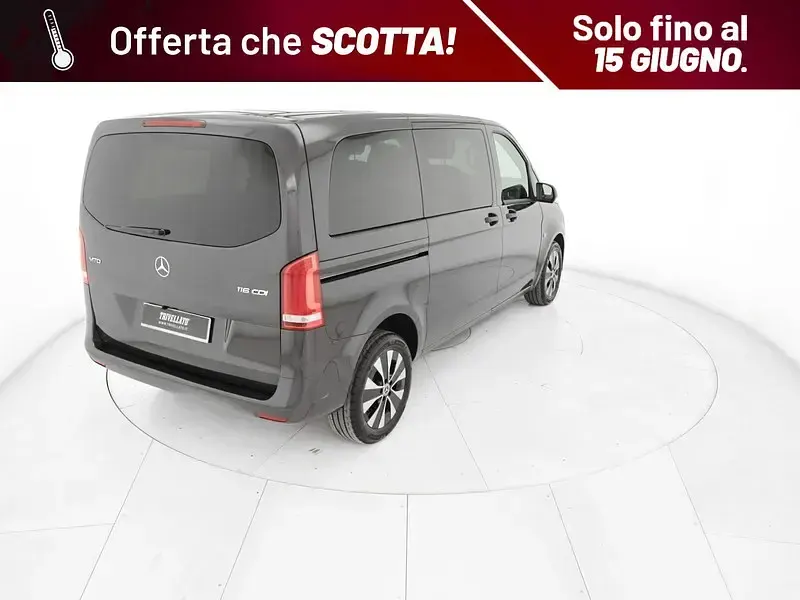 Usata Mercedes Vito 163 CV (119 kW) 2023 Nero Furgone