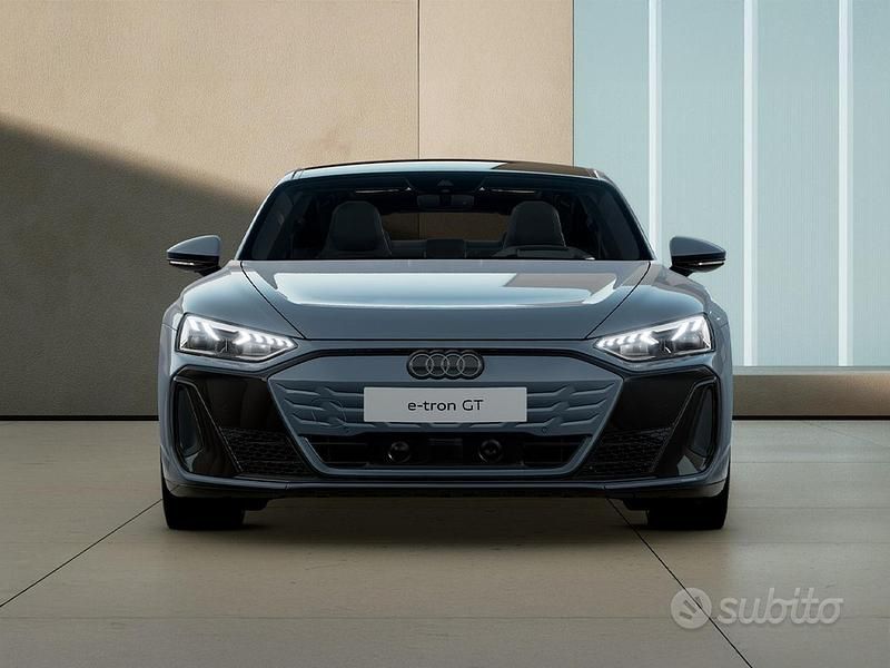 Nuova Audi e-tron GT quattro Design 430 kW (585 CV) 2025 Grigio Berlina