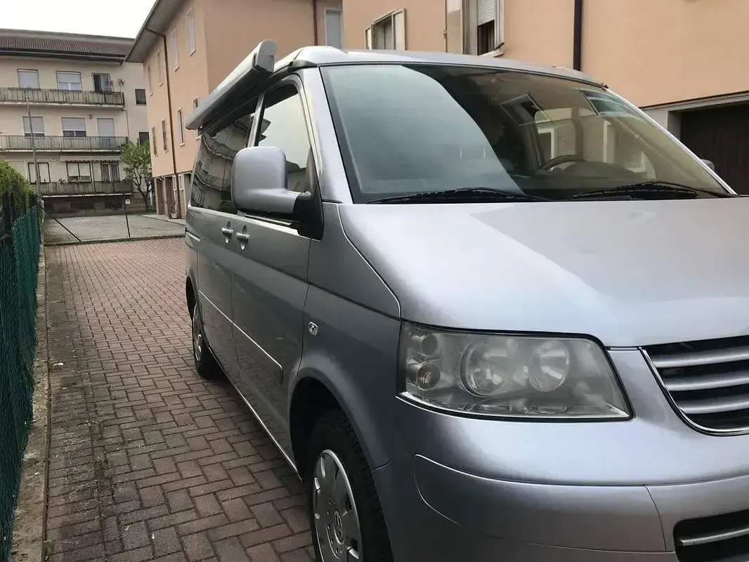Usata VW California California 131 CV (96 kW) 2009 Argento Furgone