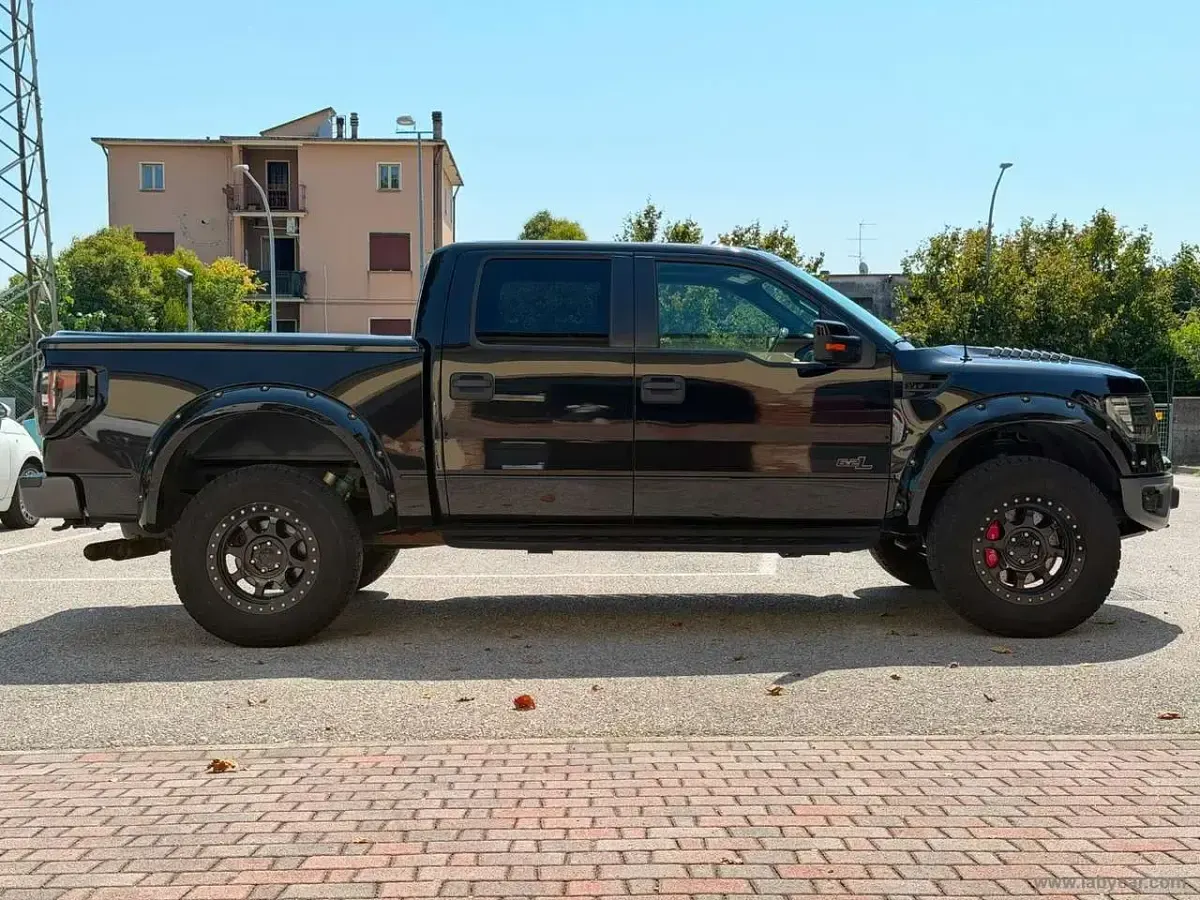 Usata Ford F-150 Raptor 416 CV (305 kW) 2015 Nero Pick-up