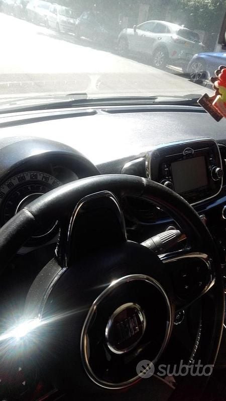 Begagnad Fiat 500 69 HK (50 kW) 2018 Svart Sedan