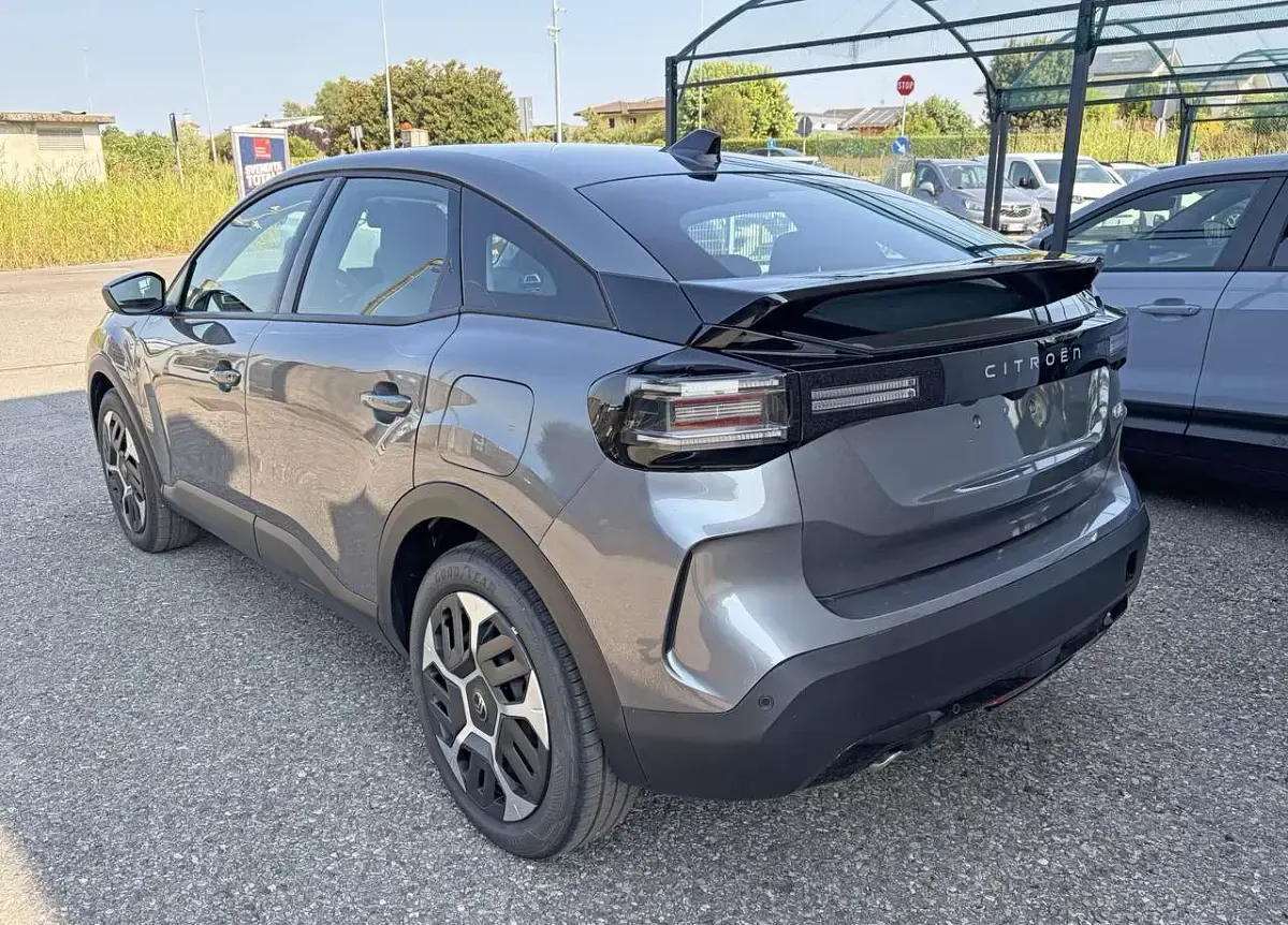 Nuova Citroën C4 PureTech 131 CV (96 kW) 2025 Mercure grey SUV