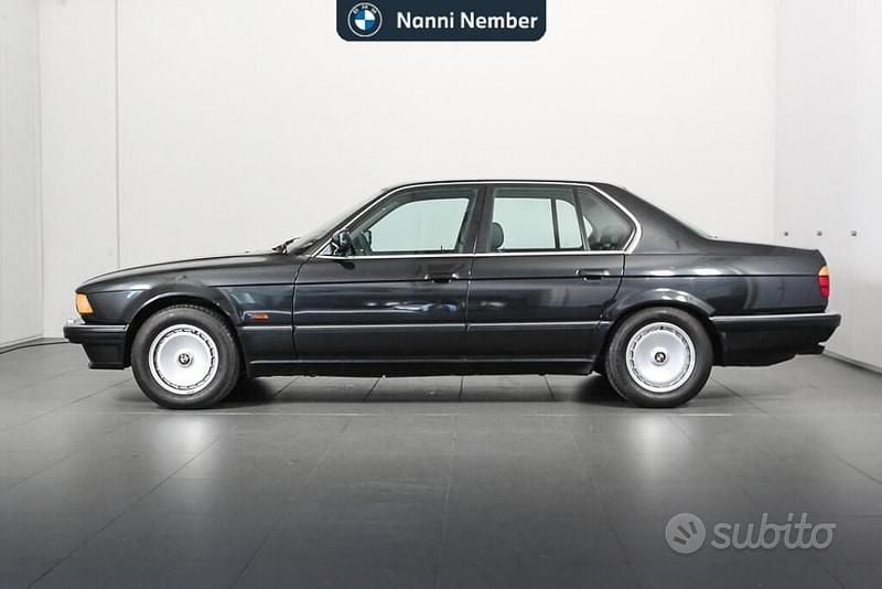 Usata BMW 750 Efficient Dynamics 292 CV (214 kW) 1988 Nero Berlina