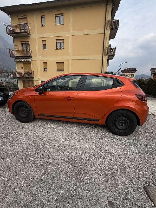 Usado Renault Clio V Equilibre 67 HP (49 kW) 2023 Sedan