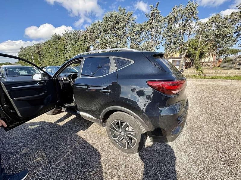Usado MG ZS Luxury 111 CV (81 kW) 2023 SUV