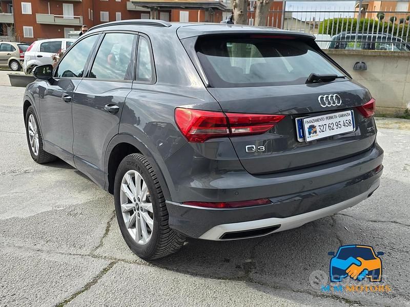Usata Audi Q3 Advanced 150 CV (110 kW) 2021 Grigio SUV