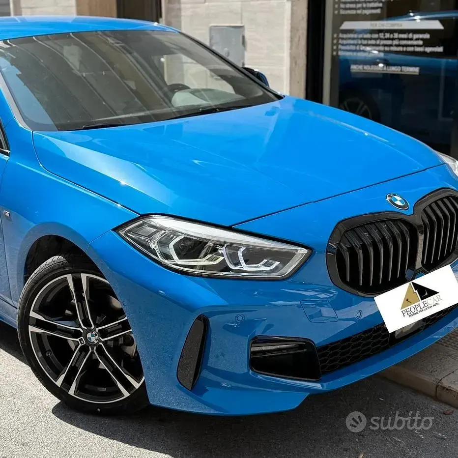 Usado BMW 116 M Sport 116 HP (85 kW) 2023 Azul Citadino
