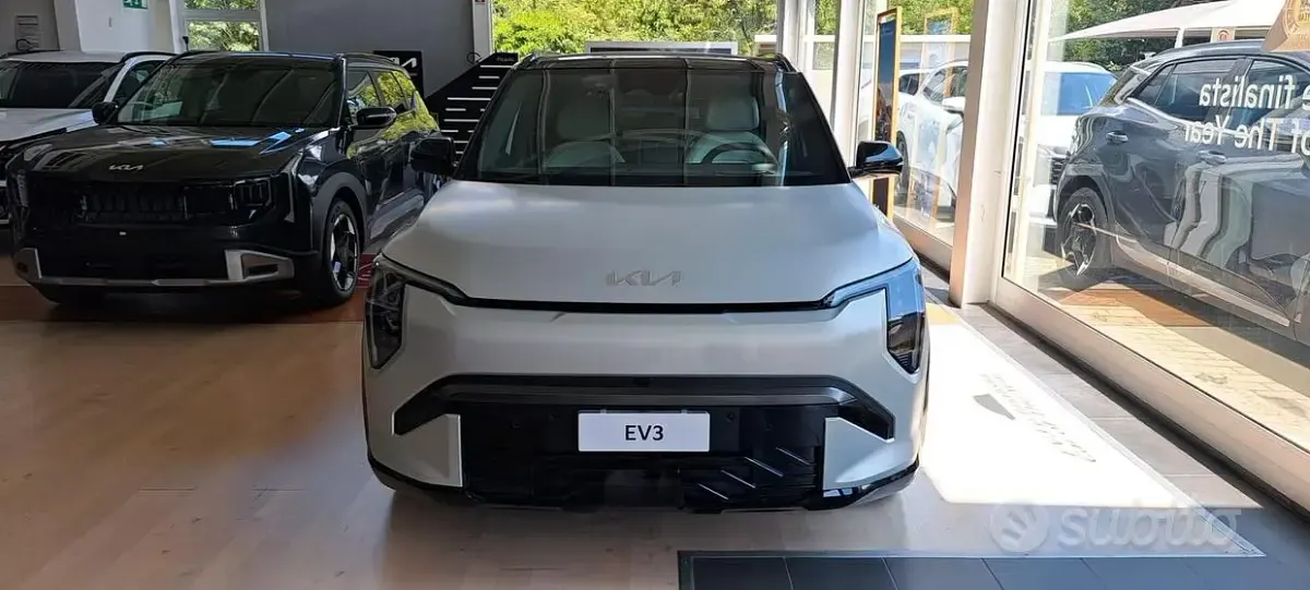 Nuova Kia EV3 GT-Line 50 kW (68 CV) 2026 Beige SUV