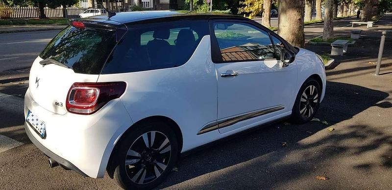 Usata DS Automobiles DS3 So Chic 82 CV (60 kW) 2015 Bianco Berlina